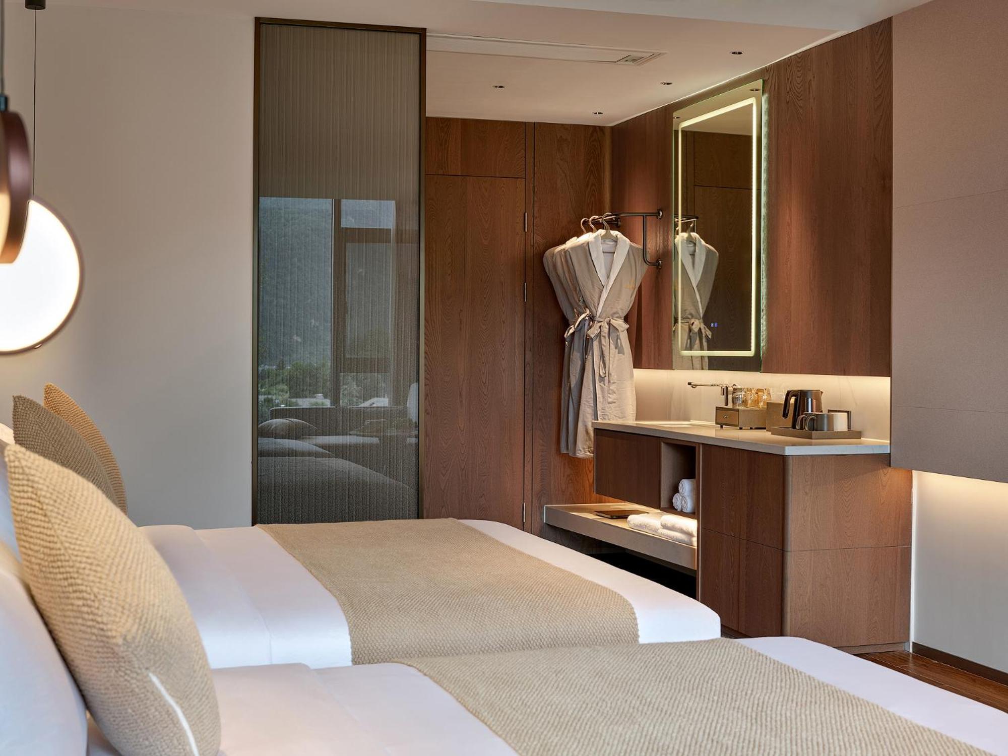Zhangjiajie Utopia Hotel--Free One Way Pick Up Service Over 2 Nights Ngoại thất bức ảnh
