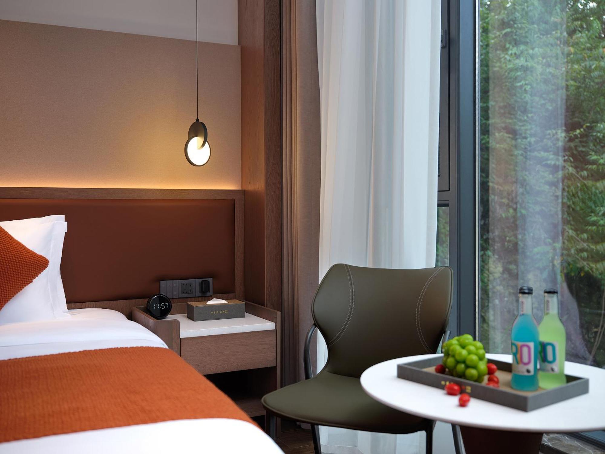Zhangjiajie Utopia Hotel--Free One Way Pick Up Service Over 2 Nights Ngoại thất bức ảnh