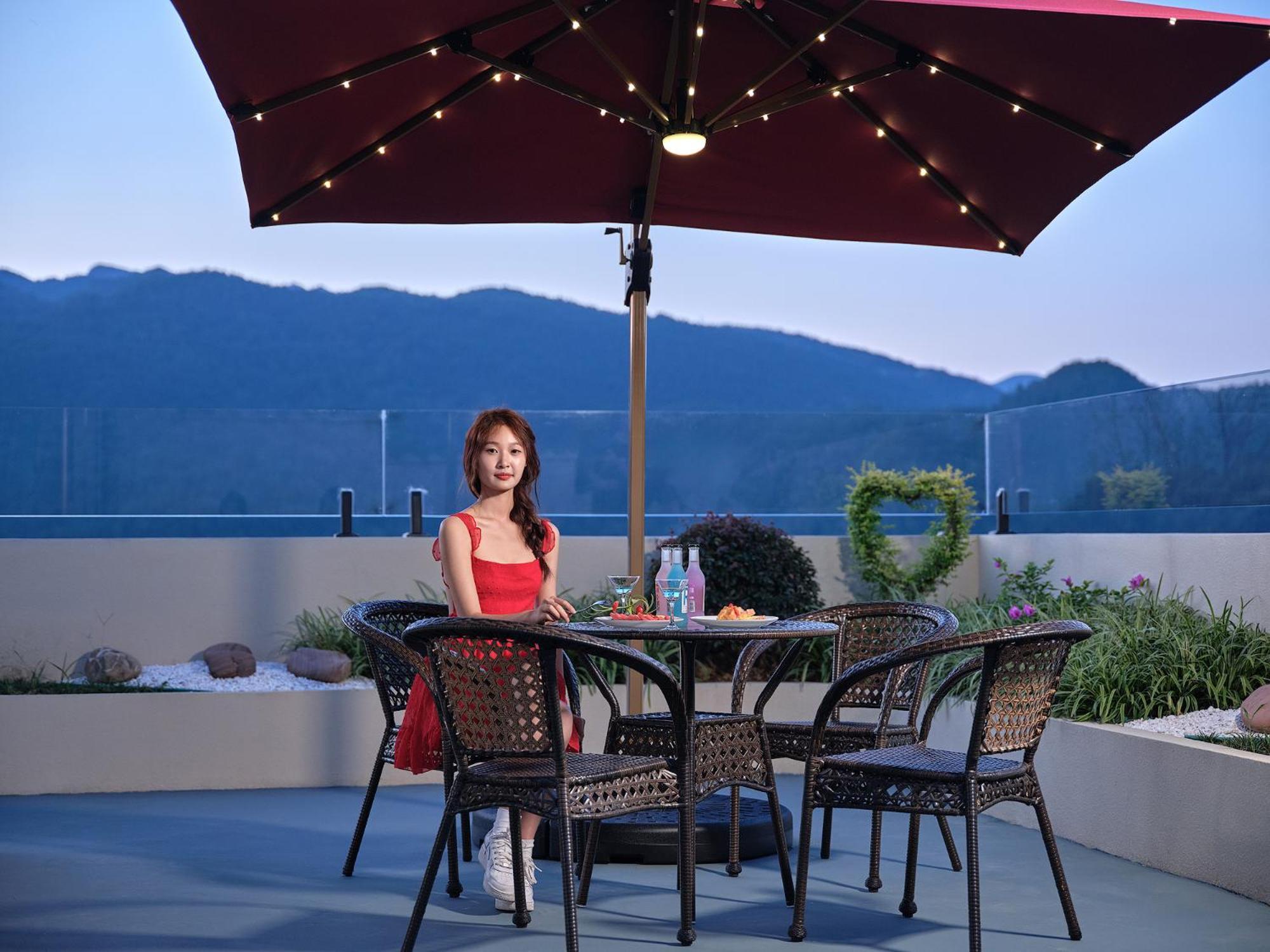 Zhangjiajie Utopia Hotel--Free One Way Pick Up Service Over 2 Nights Ngoại thất bức ảnh
