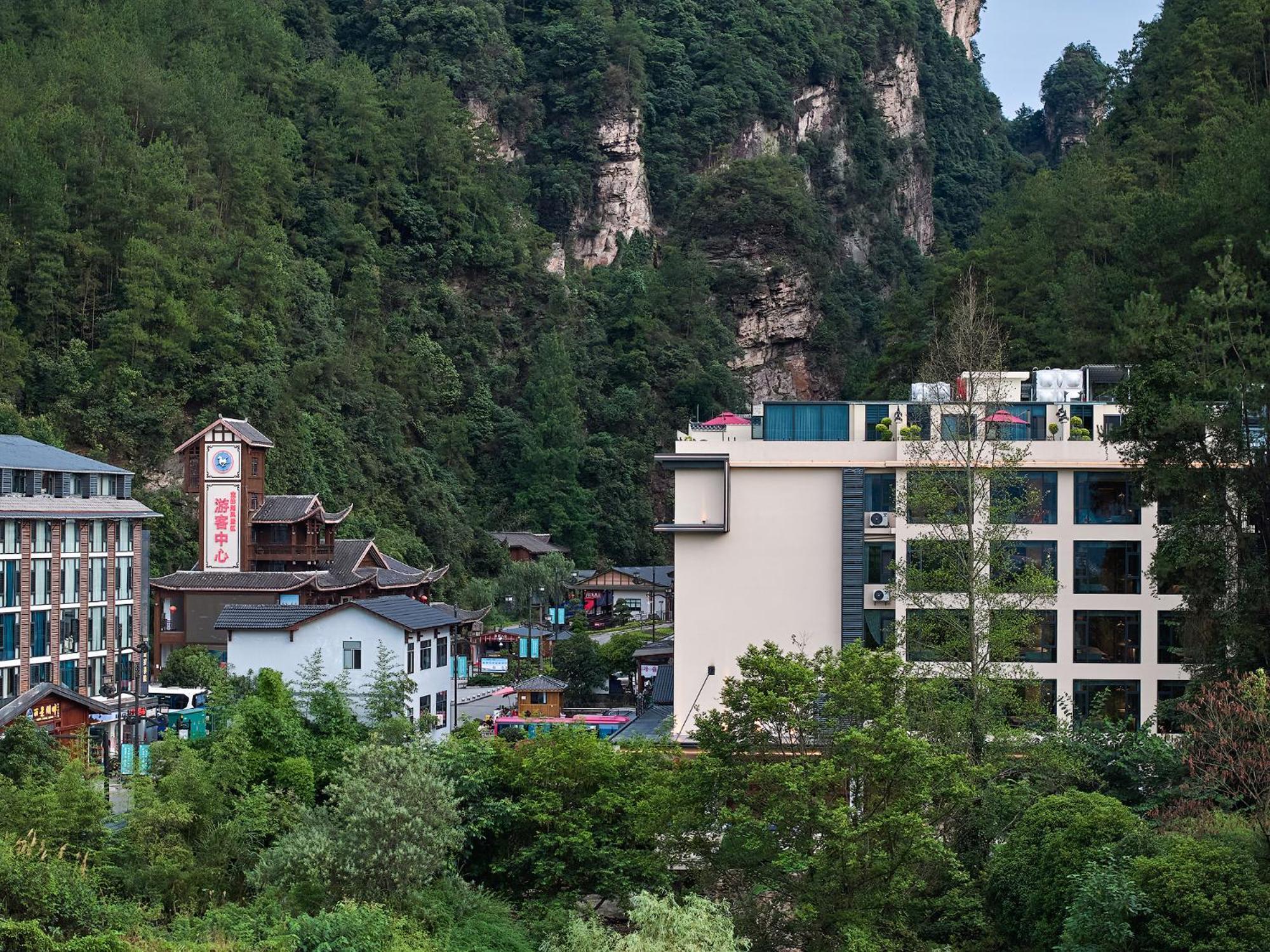 Zhangjiajie Utopia Hotel--Free One Way Pick Up Service Over 2 Nights Ngoại thất bức ảnh